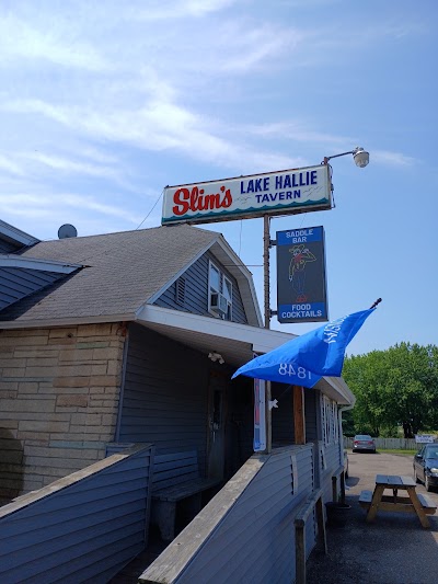Slim's Lake Hallie Tavern